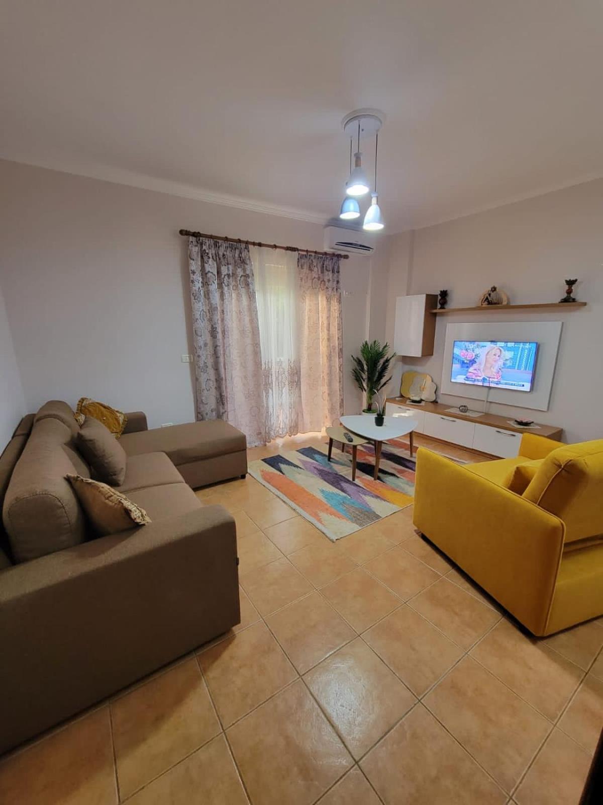 Apartament Eri's For Rent Durrës